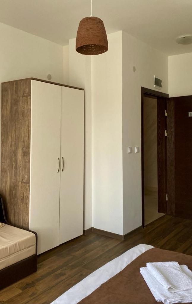 Hotel Бялата Къща Chakalarovo Exterior foto